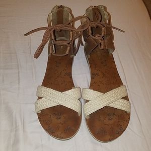 Maurices Tie Up Ankle Sandals Size 8